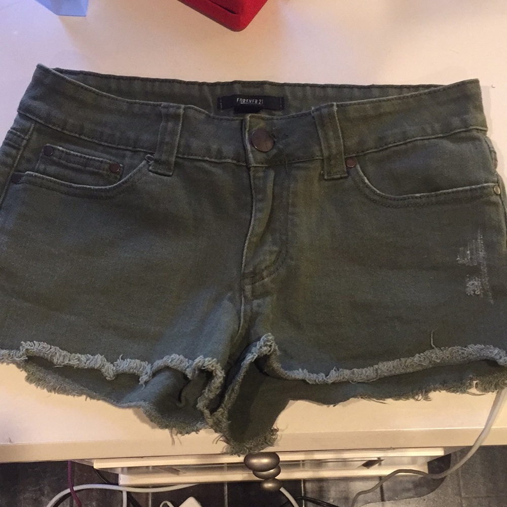 Forever 21 Army green shorts